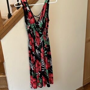 Fun summer dress no buttons zippers just slip on